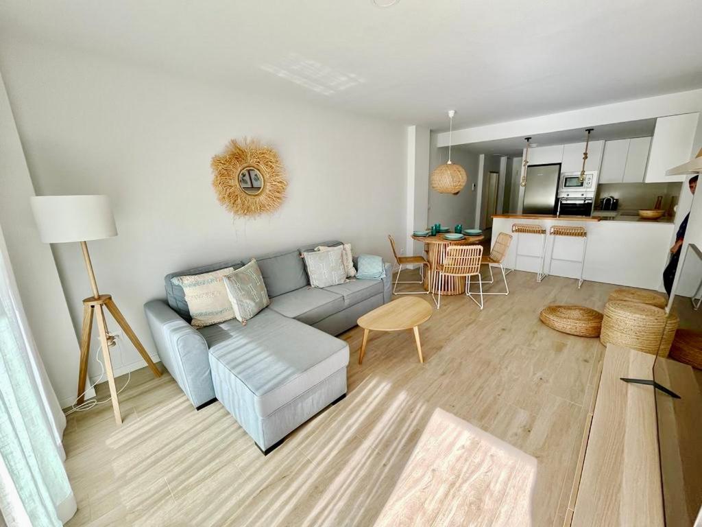 Marina Real 82 By Homeprive Dénia Exterior foto